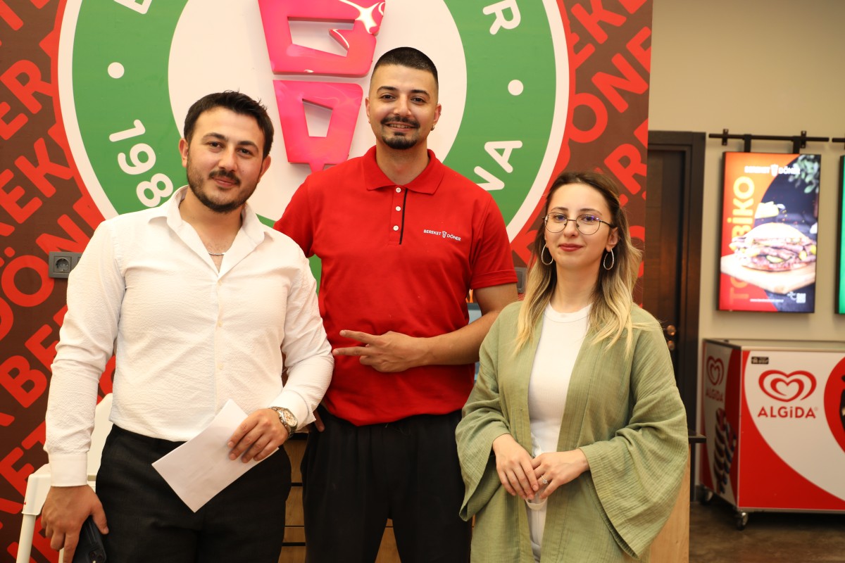 Lezzetin adresi Bereket Döner Karasu!