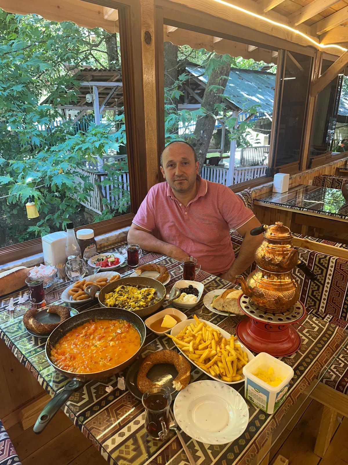 Alemdar Alabalık Tesisi 47 yıldır aynı lezzetle misafirlerini ağırlıyor